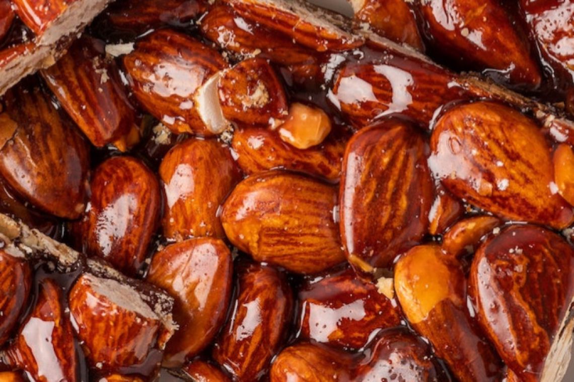  ALMOND BRITTLE